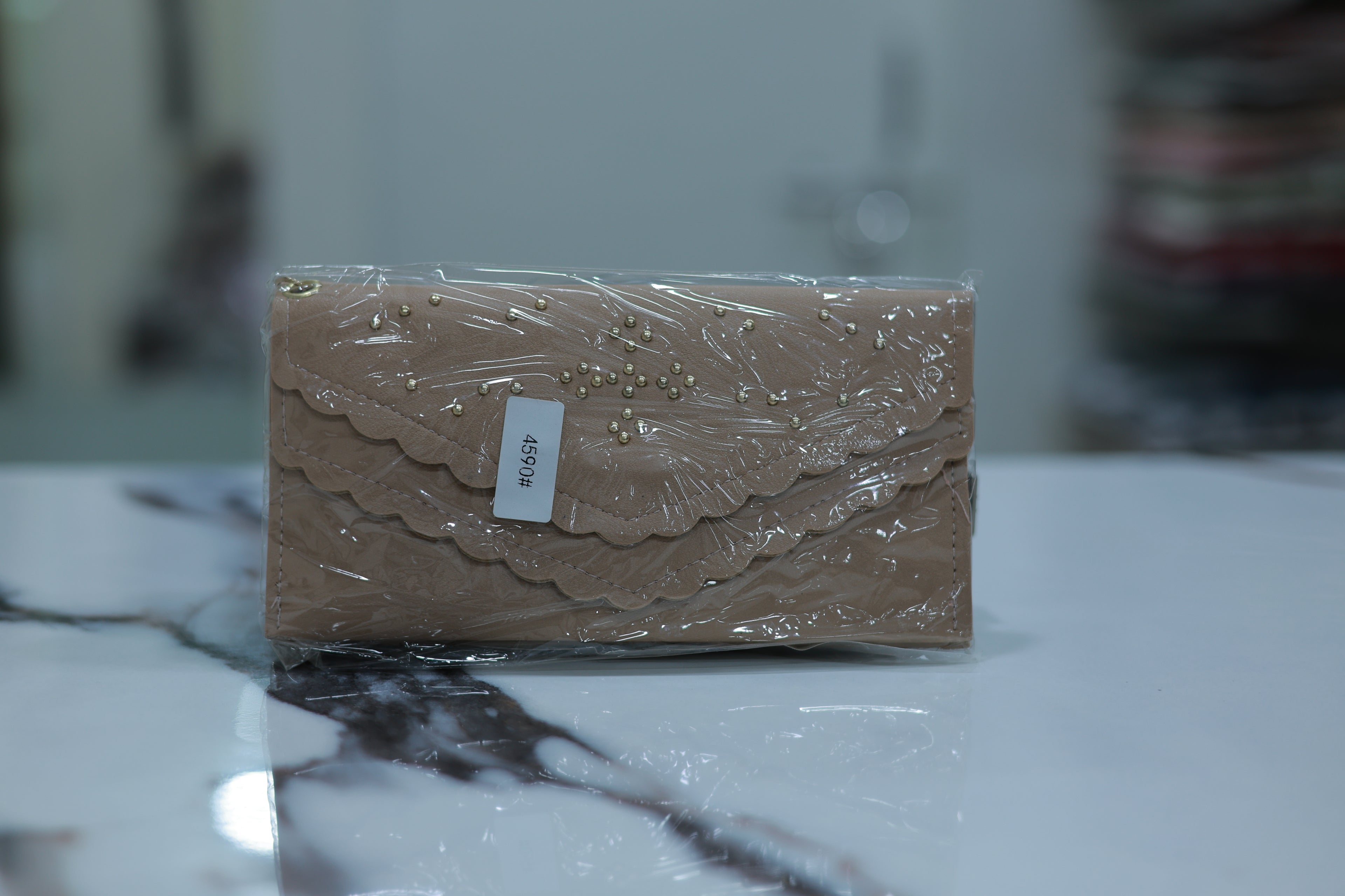 SWITCH TO THIS PURSE