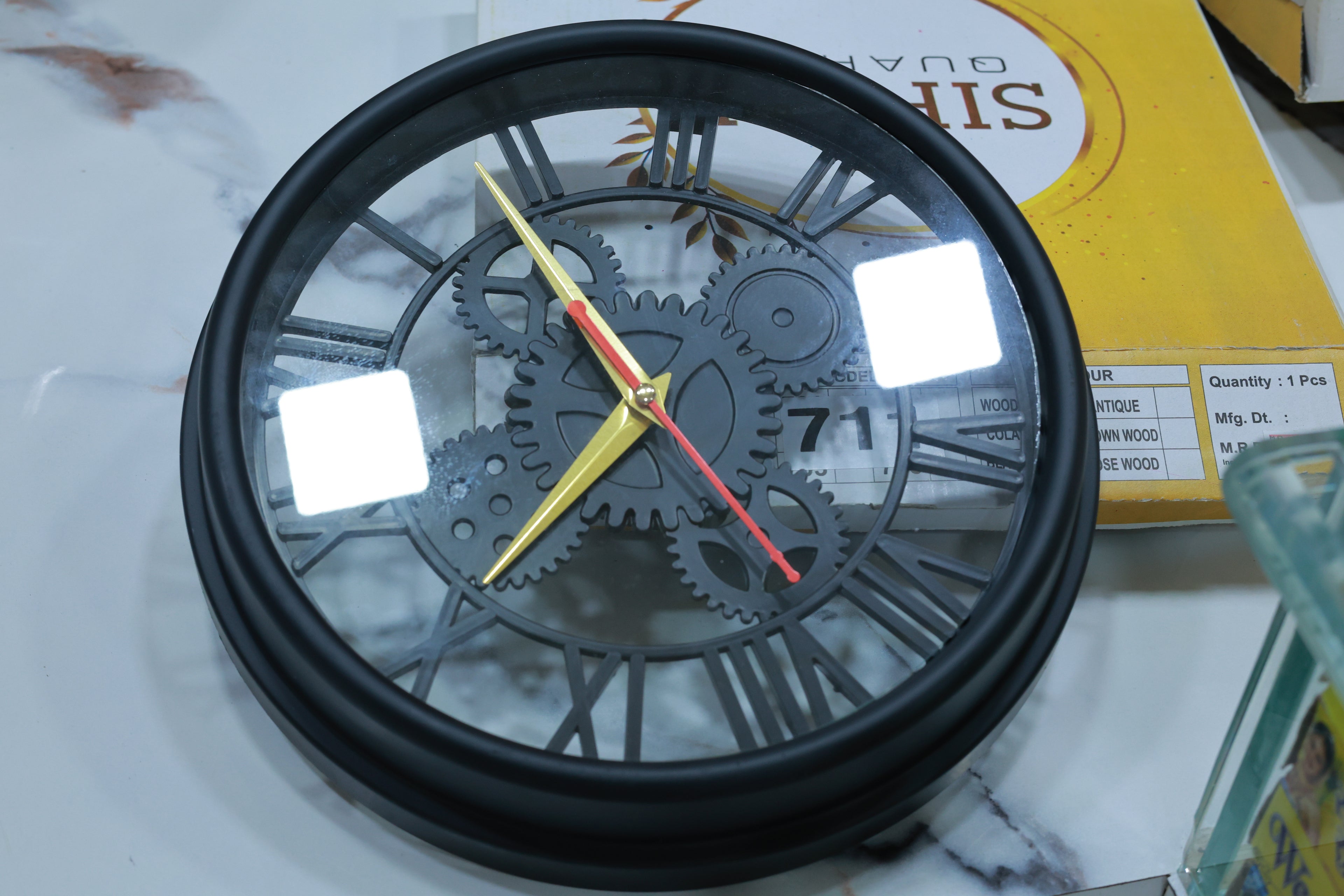 Designable black wall clock