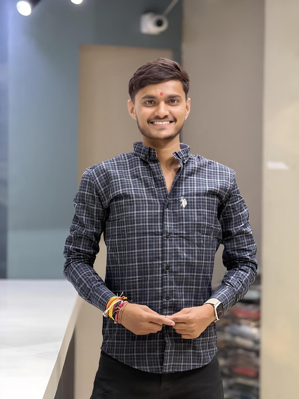 Best cotton in shirts black check shirts