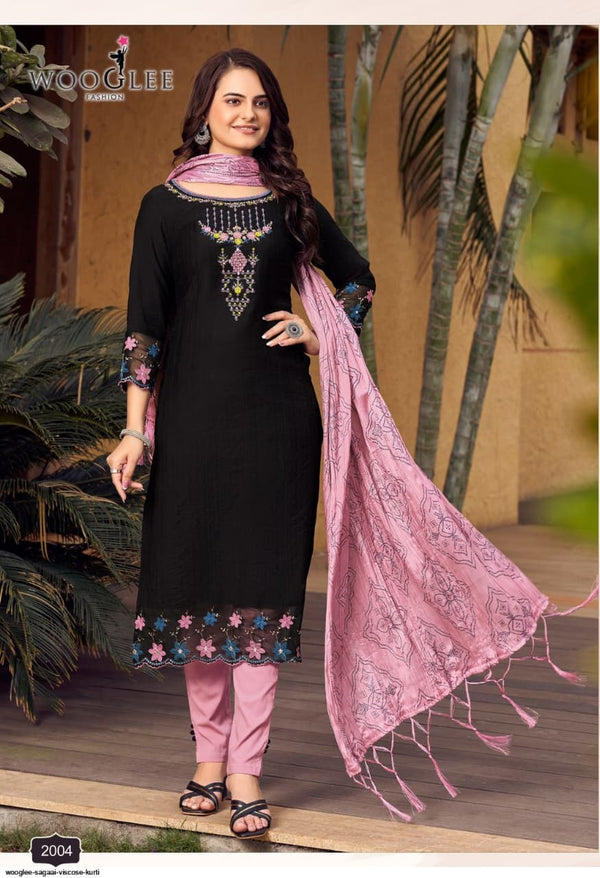 A fashionable black pink Kurti